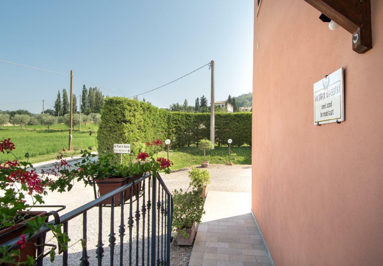 Bed & Breakfast Al Pian D'Ассизи Экстерьер фото
