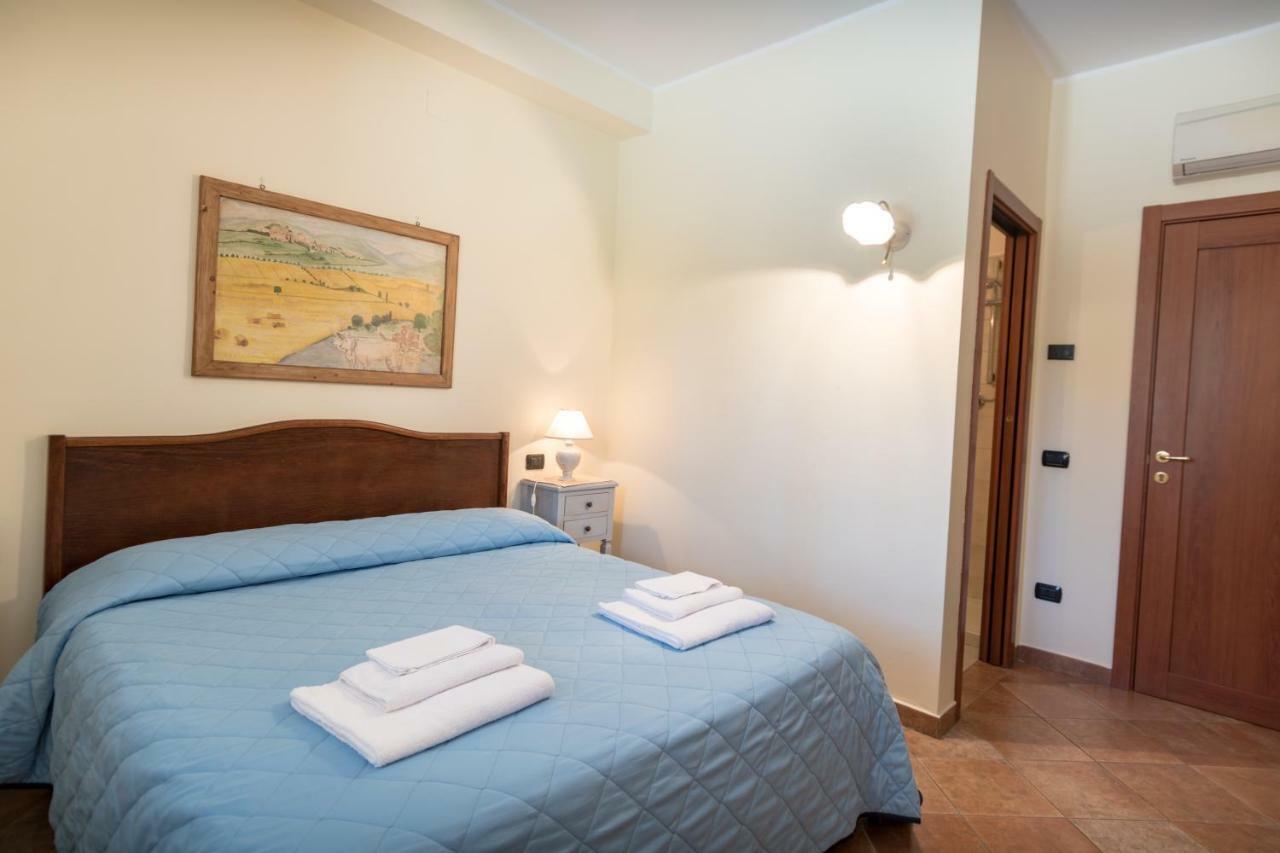 Bed & Breakfast Al Pian D'Ассизи Экстерьер фото